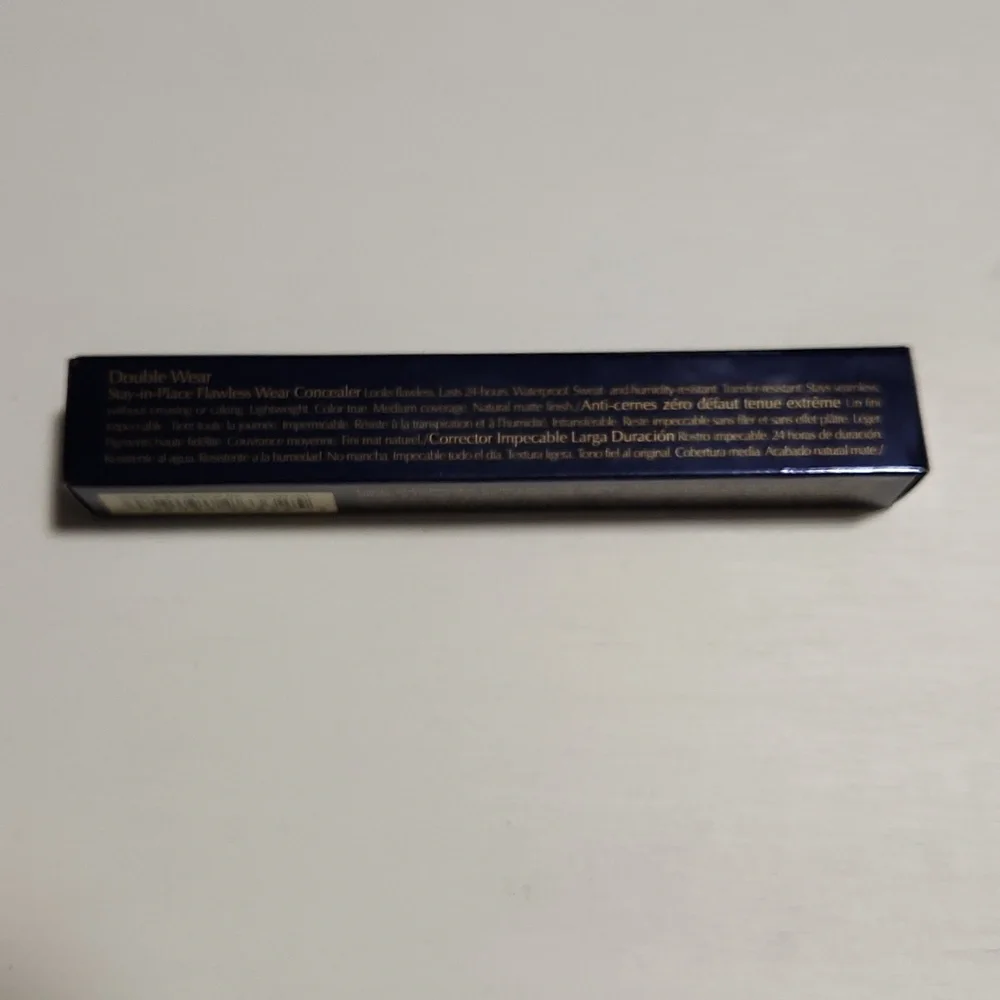 ESTEE LAUDER 1C Light (Cool) Double Wear Stay-In-Place Flawless Concea…